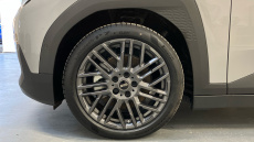 MINI Aceman 135kW E Classic 43kWh 5dr Auto Electric Hatchback